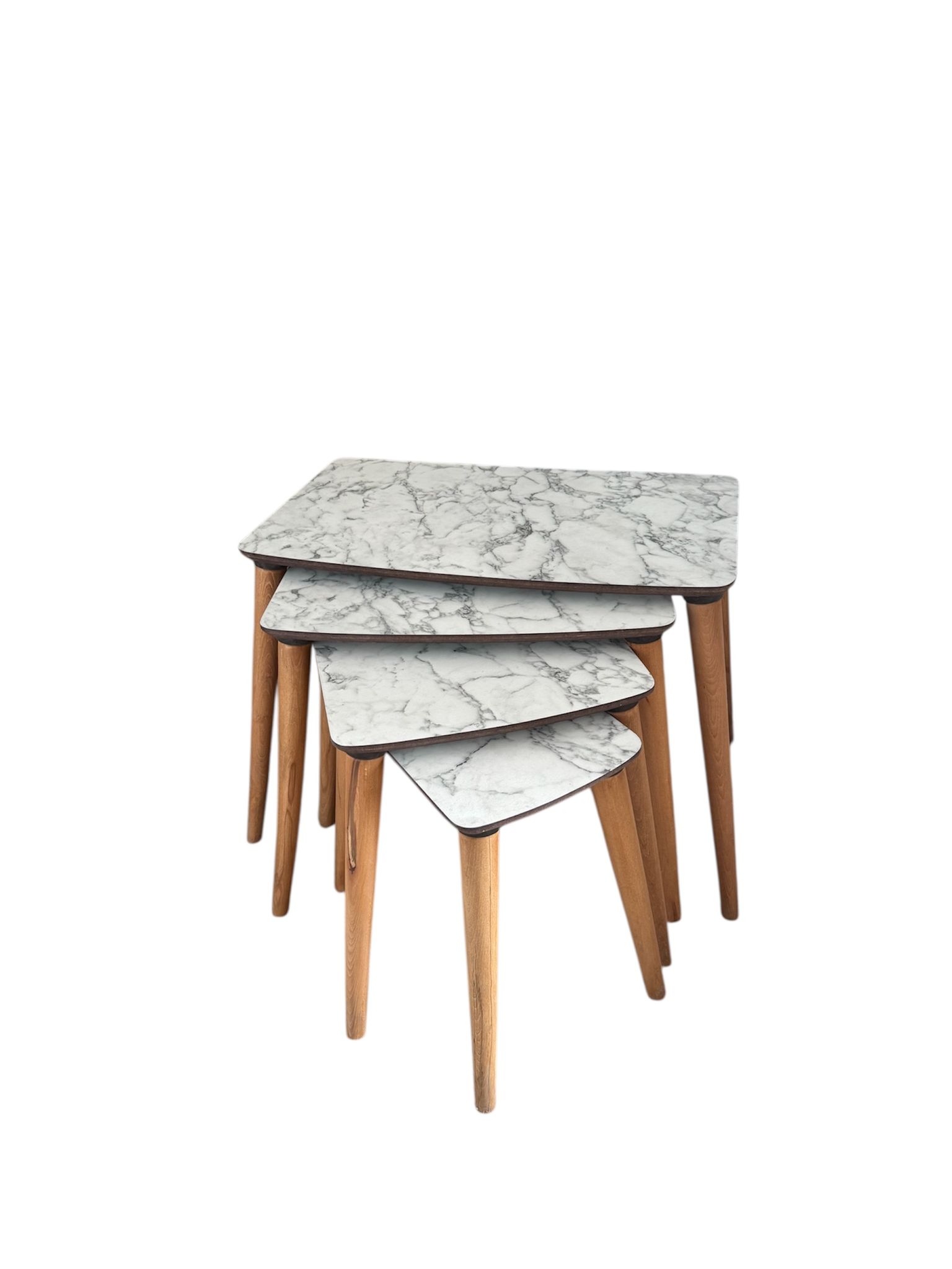 mermer yüzey beyaz zigon sehpa